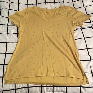 Women’s v-neck t-shirt size small